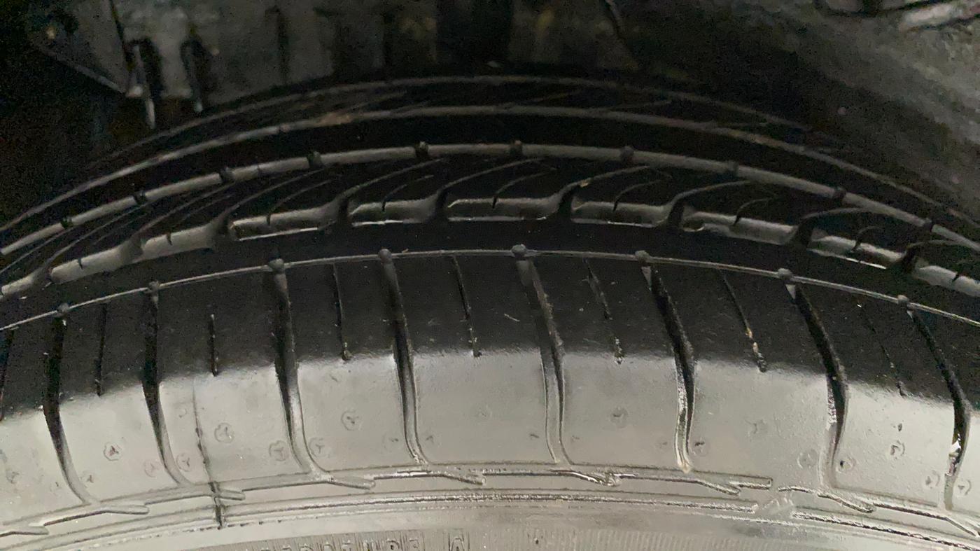 2021 Tata NEXON XZ PETROL, Petrol, Manual, 8,754 km, Right Rear Tyre Tread