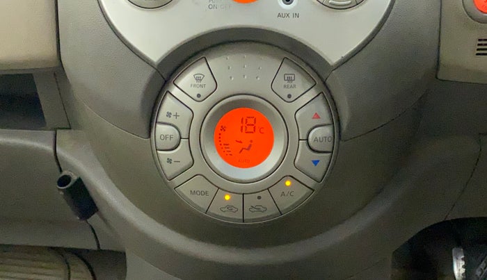 2011 Nissan Micra XV PETROL, Petrol, Manual, 48,735 km, AC Unit - Directional switch has minor damage