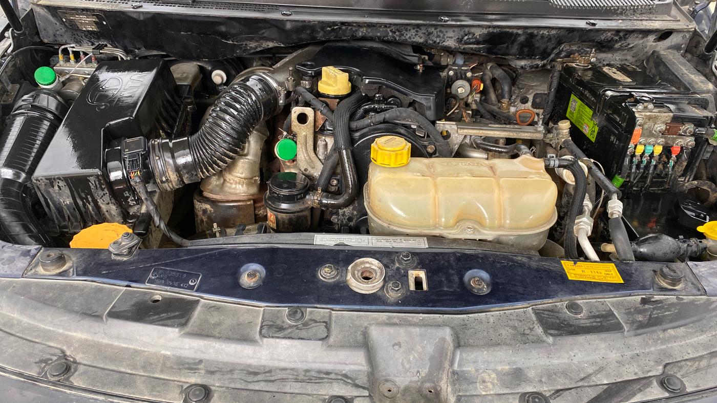 2019 Tata Hexa XM PLUS 4X2 7 STR, Diesel, Manual, 1,22,595 km, Engine View