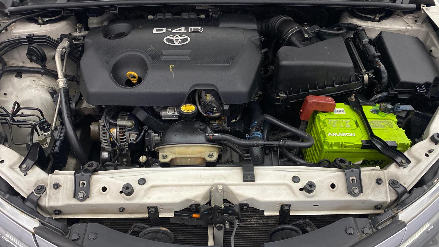 2014 Toyota Corolla Altis J DIESEL, Diesel, Manual, 85,555 km, Engine View