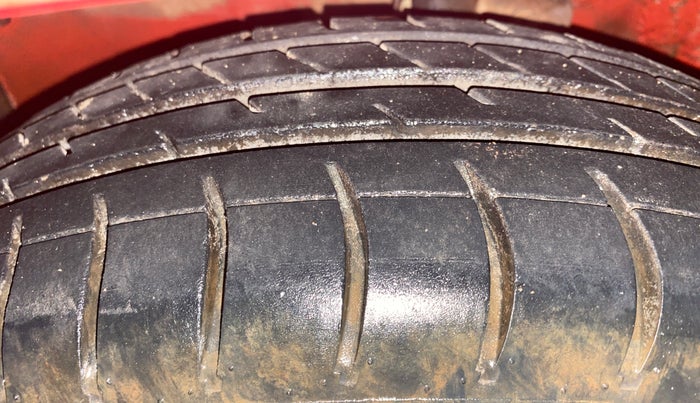 2015 Maruti Celerio VXI AMT, Petrol, Automatic, 54,933 km, Left Front Tyre Tread
