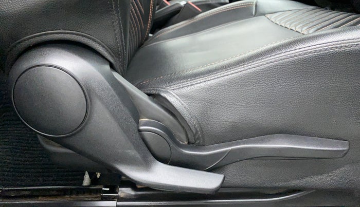 2019 Maruti Swift VXI AMT D, Petrol, Automatic, 45,364 km, Driver Side Adjustment Panel