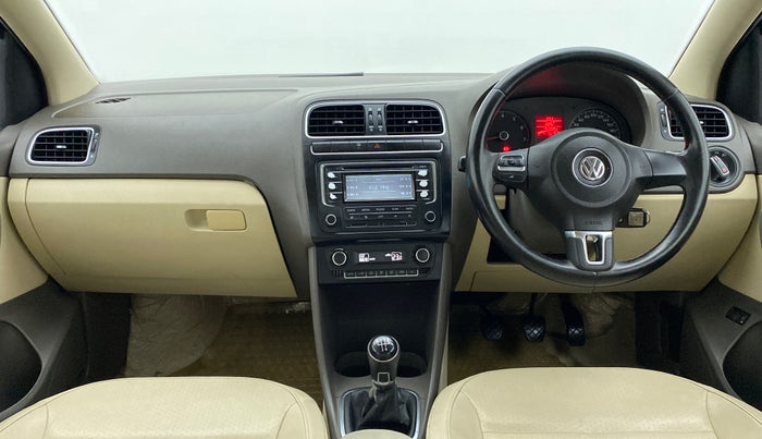 2013 Volkswagen Vento HIGHLINE PETROL, Petrol, Manual, 97,548 km, Dashboard