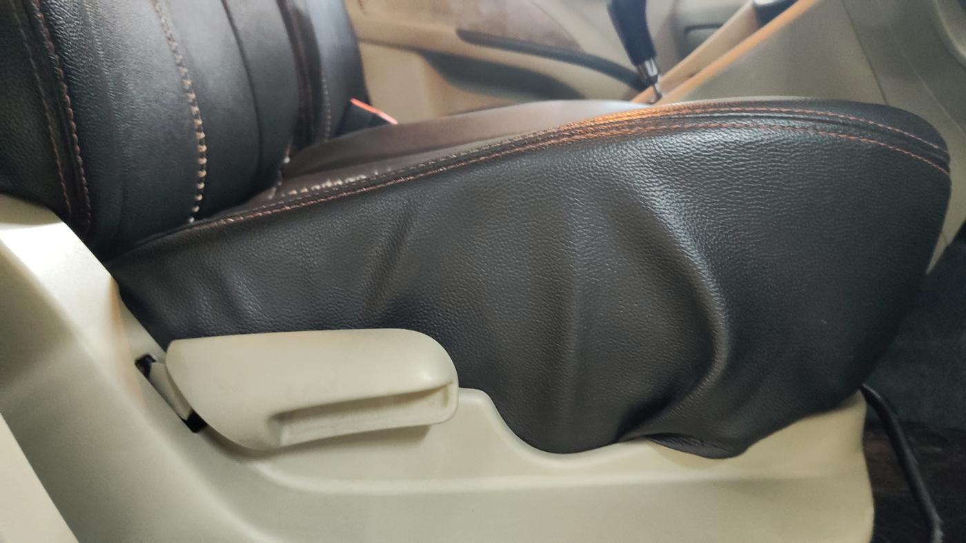 2015 Maruti Celerio ZXI AMT, Petrol, Automatic, 23,010 km, Driver Side Adjustment Panel