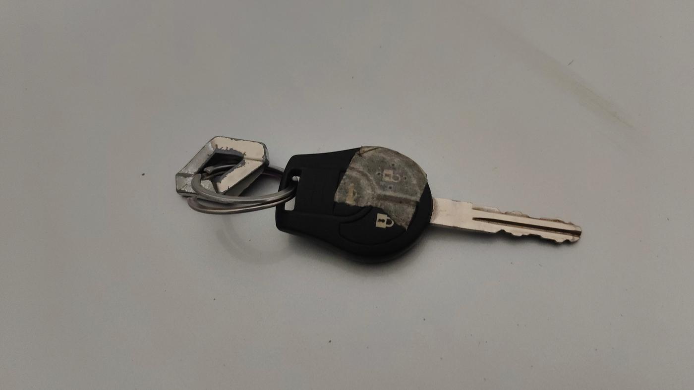 2015 Renault Scala RXL PETROL, Petrol, Manual, 44,881 km, Key Close Up