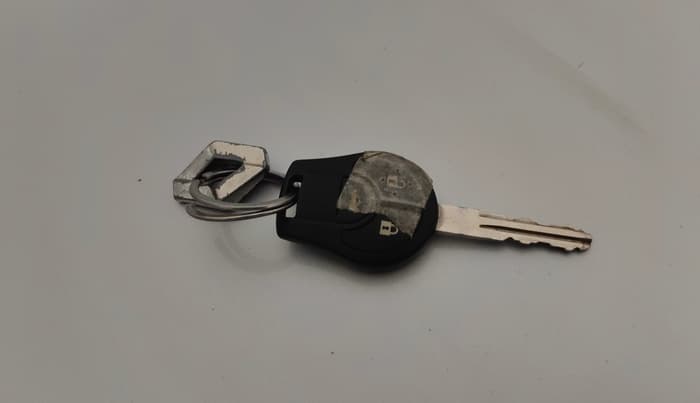 2015 Renault Scala RXL PETROL, Petrol, Manual, 44,881 km, Key Close Up
