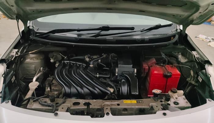 2015 Renault Scala RXL PETROL, Petrol, Manual, 44,881 km, Engine View