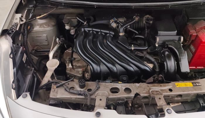 2015 Renault Scala RXL PETROL, Petrol, Manual, 44,881 km, Engine View - Right