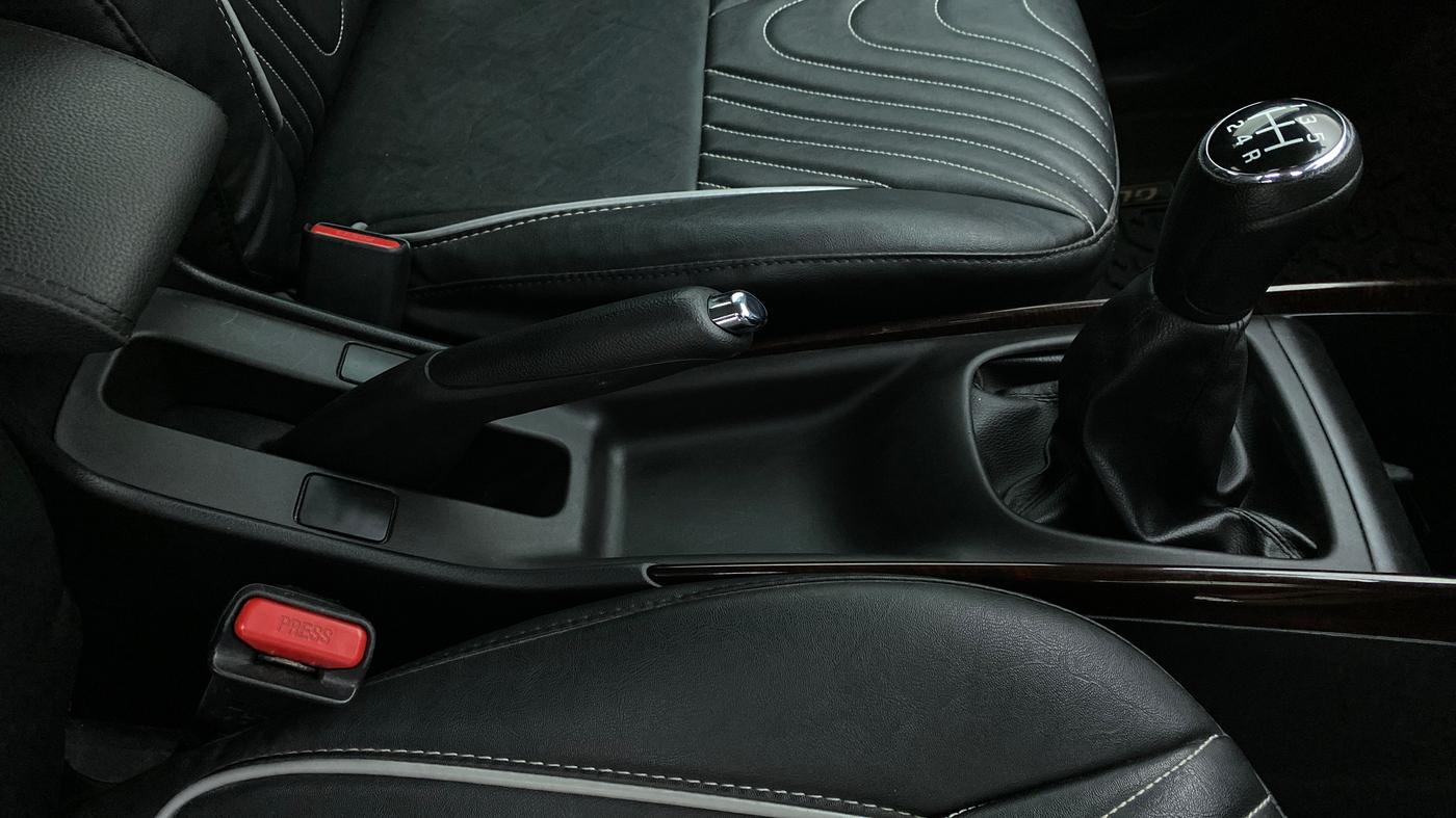 2021 Toyota Glanza V, Petrol, Manual, 18,647 km, Gear Lever