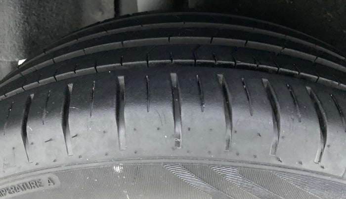 2021 Toyota Glanza V, Petrol, Manual, 18,647 km, Right Rear Tyre Tread