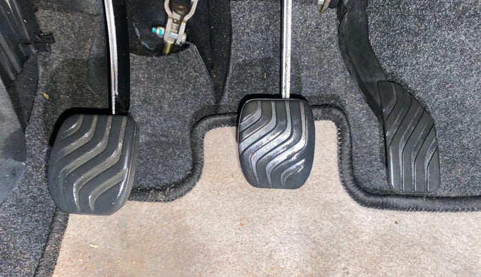 2022 Renault Kwid RXT 1.0, Petrol, Manual, 49,562 km, Pedals