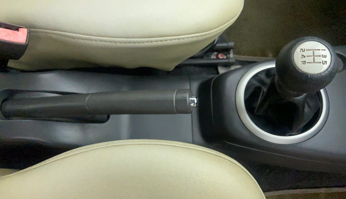 2011 Maruti Swift Dzire VXI, Petrol, Manual, 37,544 km, Gear Lever