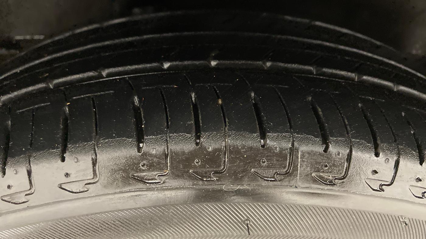 2021 Honda City ZX CVT, Petrol, Automatic, 11,796 km, Right Rear Tyre Tread