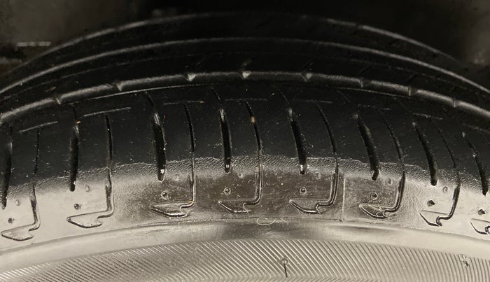 2021 Honda City ZX CVT, Petrol, Automatic, 11,796 km, Right Rear Tyre Tread
