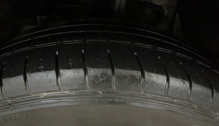 2020 Tata NEXON XZ PETROL, Petrol, Manual, 57,579 km, Left Front Tyre Tread