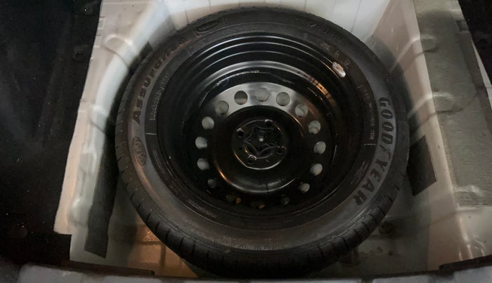 2020 Tata NEXON XZ PETROL, Petrol, Manual, 57,579 km, Spare Tyre