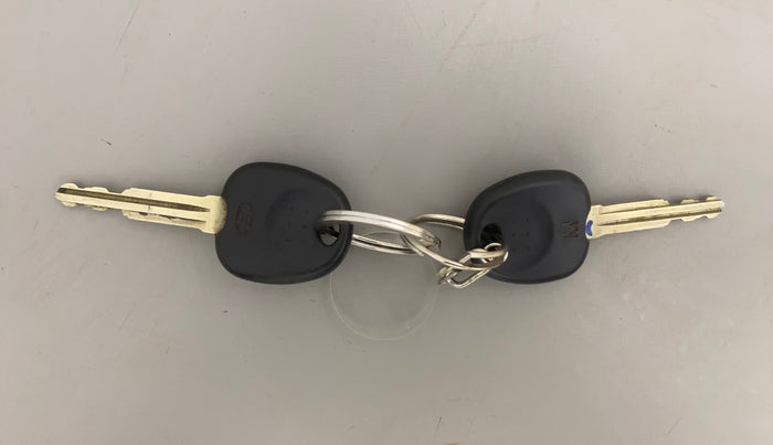 2016 Hyundai Eon ERA +, Petrol, Manual, 46,131 km, Key Close Up