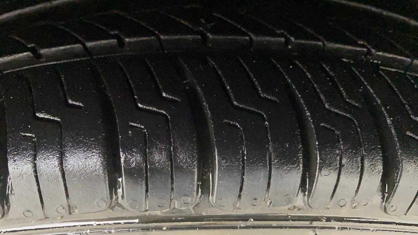 2019 Hyundai Xcent S 1.2, Petrol, Manual, 70,384 km, Left Front Tyre Tread