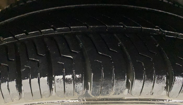 2019 Hyundai Xcent S 1.2, Petrol, Manual, 70,384 km, Right Rear Tyre Tread