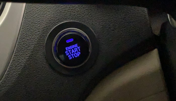 2017 Hyundai Verna 1.6 VTVT SX (O) AT, Petrol, Automatic, 54,686 km, Keyless Start/ Stop Button