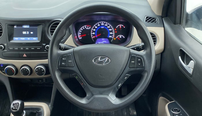 2017 Hyundai Grand i10 SPORTZ 1.2 KAPPA VTVT, Petrol, Manual, 38,333 km, Steering Wheel Close Up