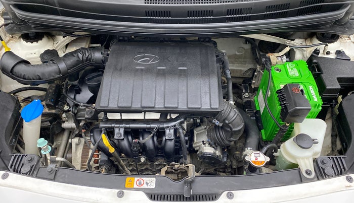 2017 Hyundai Grand i10 SPORTZ 1.2 KAPPA VTVT, Petrol, Manual, 38,333 km, Open Bonet