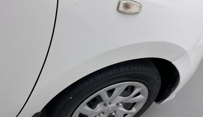2017 Hyundai Grand i10 SPORTZ 1.2 KAPPA VTVT, Petrol, Manual, 38,333 km, Right fender - Minor scratches