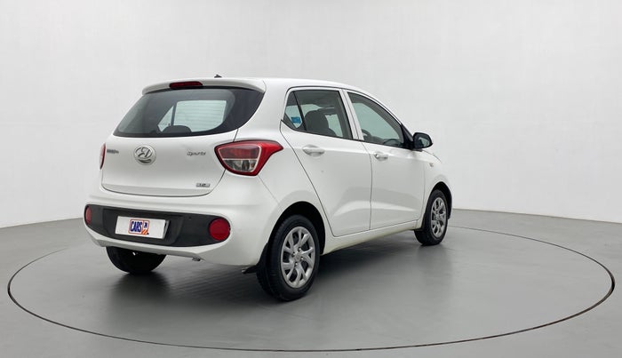 2017 Hyundai Grand i10 SPORTZ 1.2 KAPPA VTVT, Petrol, Manual, 38,333 km, Right Back Diagonal