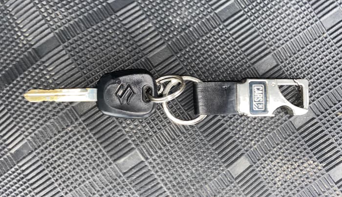 2015 Maruti OMNI E 8 STR, Petrol, Manual, 78,290 km, Key Close Up