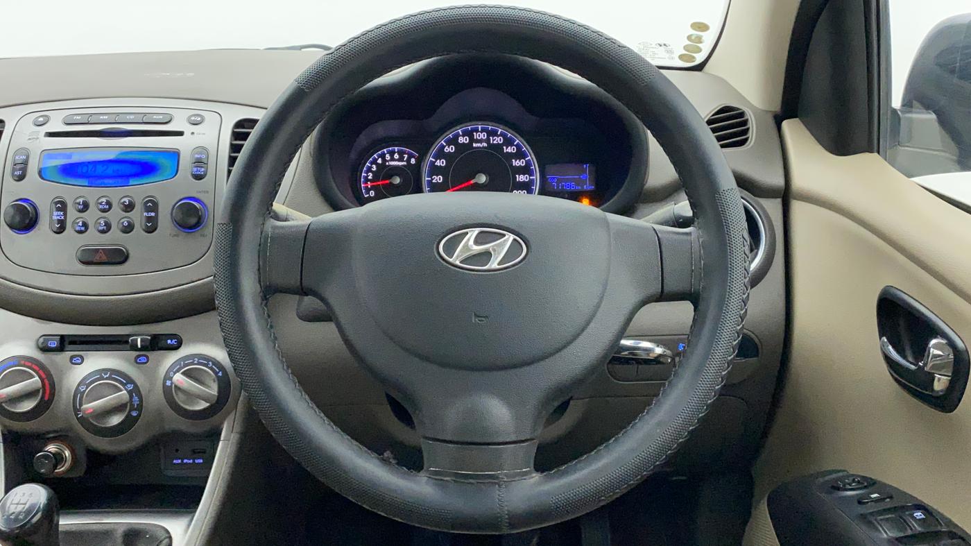 2013 Hyundai i10 SPORTZ 1.2, Petrol, Manual, 71,786 km, Steering Wheel Close Up