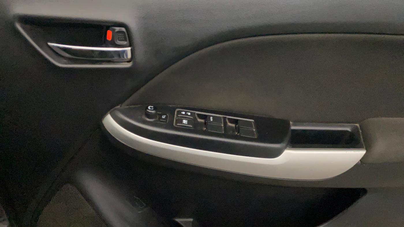 2018 Maruti Baleno ZETA PETROL 1.2, Petrol, Manual, 89,337 km, Driver Side Door Panels Control