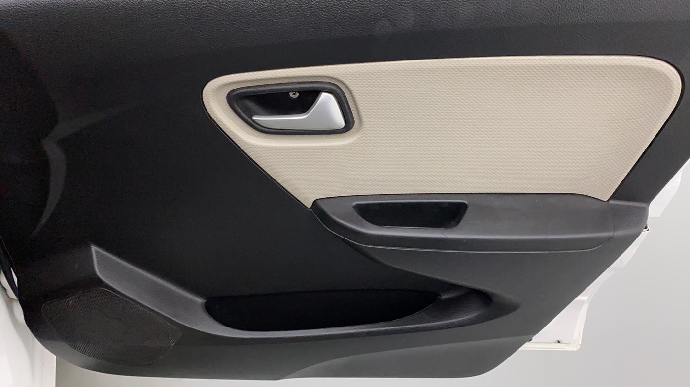 2020 Maruti Alto LXI, Petrol, Manual, 20,844 km, Driver Side Door Panels Control