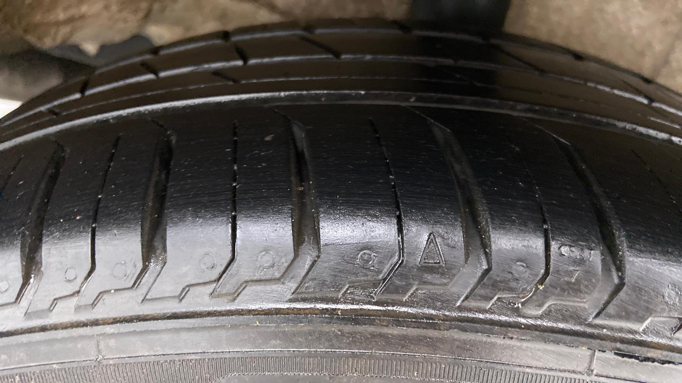 2011 Toyota Etios V, Petrol, Manual, 50,158 km, Right Rear Tyre Tread