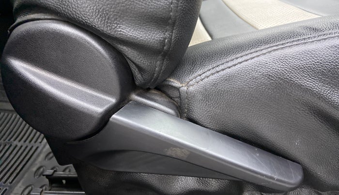 2011 Toyota Etios V, Petrol, Manual, 50,158 km, Driver Side Adjustment Panel