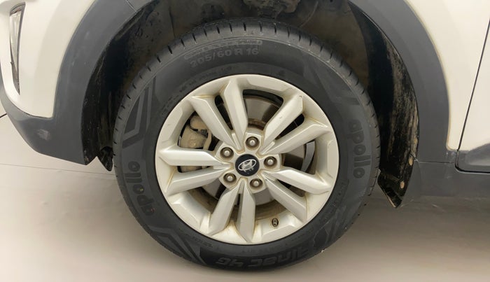 2016 Hyundai Creta SX PLUS 1.6 PETROL, Petrol, Manual, 1,18,002 km, Left Front Wheel