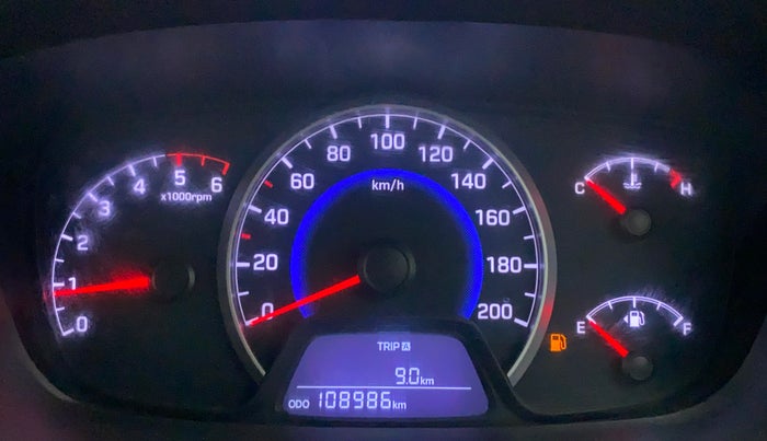 2013 Hyundai Grand i10 SPORTZ 1.1 CRDI, Diesel, Manual, 1,09,085 km, Odometer Image