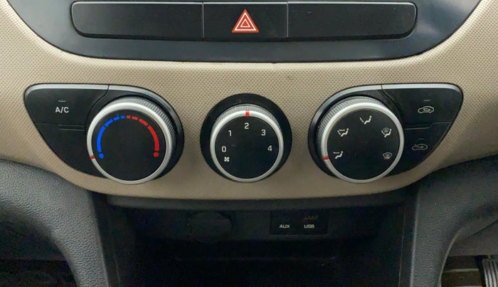 2013 Hyundai Grand i10 SPORTZ 1.1 CRDI, Diesel, Manual, 1,09,085 km, AC Unit - Car heater not working