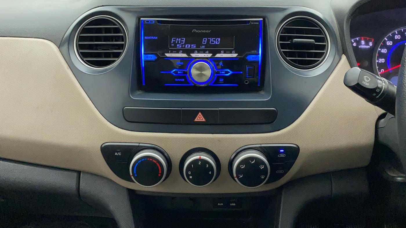 2013 Hyundai Grand i10 SPORTZ 1.1 CRDI, Diesel, Manual, 1,09,085 km, Air Conditioner