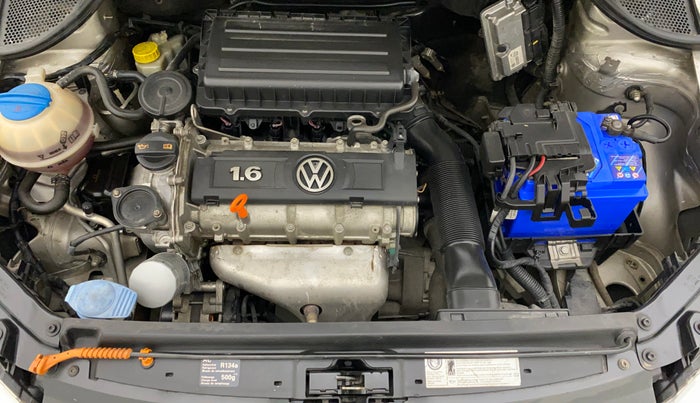 2011 Volkswagen Vento TRENDLINE 1.6, Petrol, Manual, 47,819 km, Open Bonet