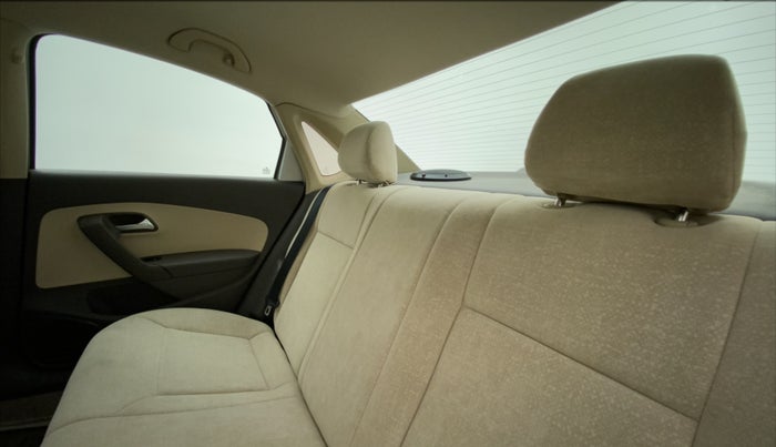 2011 Volkswagen Vento TRENDLINE 1.6, Petrol, Manual, 47,819 km, Right Side Rear Door Cabin