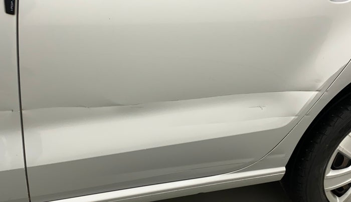 2011 Volkswagen Vento TRENDLINE 1.6, Petrol, Manual, 47,819 km, Rear left door - Paint has faded