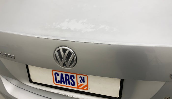 2011 Volkswagen Vento TRENDLINE 1.6, Petrol, Manual, 47,819 km, Dicky (Boot door) - Paint has minor damage