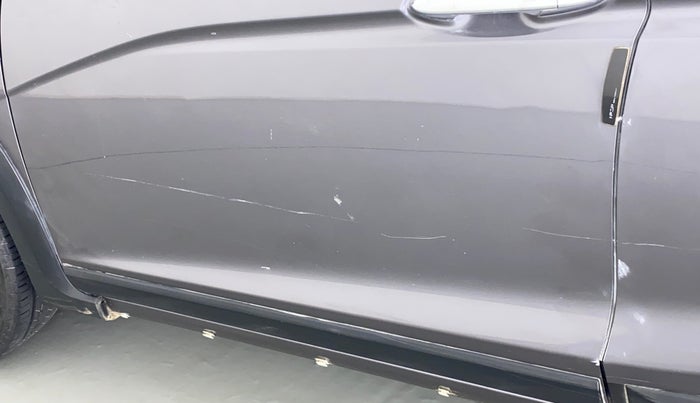 2019 Honda WR-V 1.2 i-VTEC VX MT, Petrol, Manual, 17,070 km, Front passenger door - Slightly dented