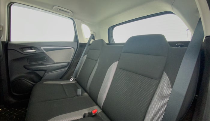 2019 Honda WR-V 1.2 i-VTEC VX MT, Petrol, Manual, 17,070 km, Right Side Rear Door Cabin