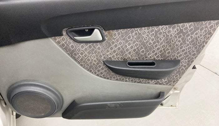 2016 Maruti Alto 800 LXI, Petrol, Manual, 55,386 km, Driver Side Door Panels Control