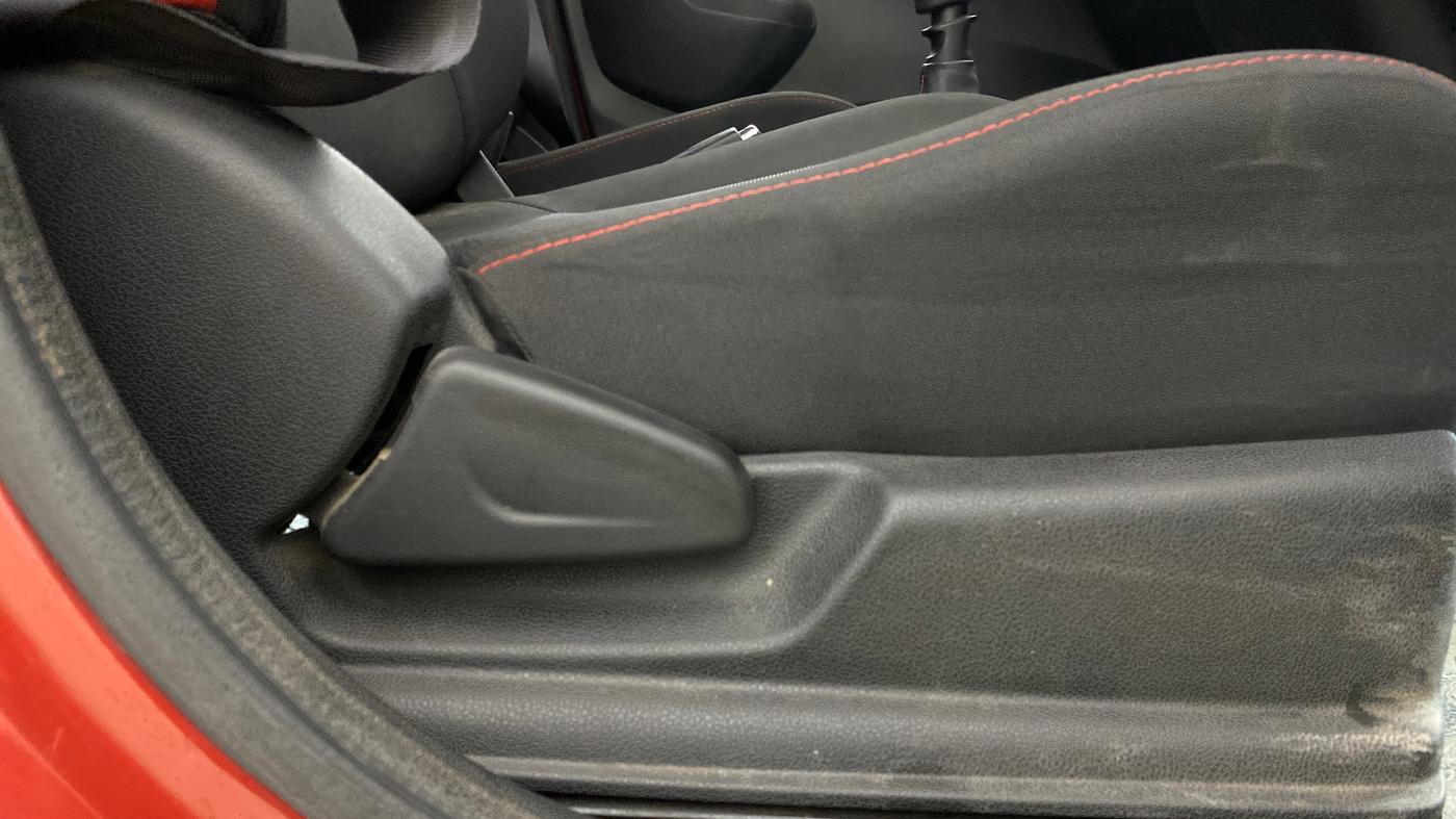 2020 Renault Kwid RXT 1.0 (O), Petrol, Manual, 40,549 km, Driver Side Adjustment Panel