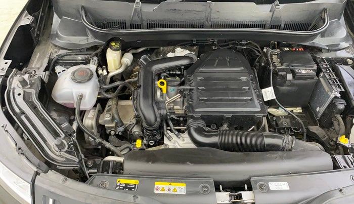 2025 Skoda Kylaq Signature, Petrol, Manual, 2,071 km, Engine View - Right