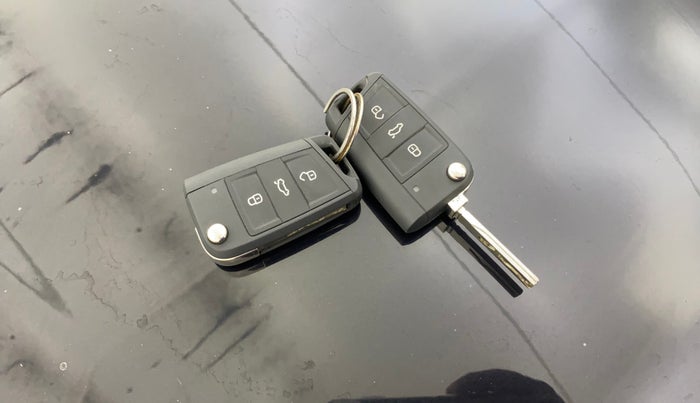 2025 Skoda Kylaq Signature, Petrol, Manual, 2,071 km, Key Close Up