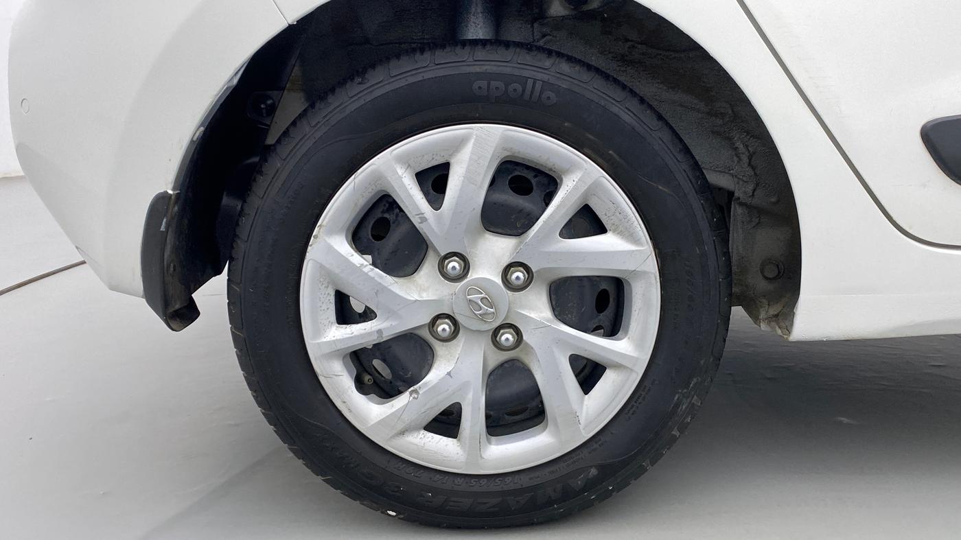 2017 Hyundai Grand i10 Sportz(O) 1.2 MT, Petrol, Manual, 35,500 km, Right Rear Wheel