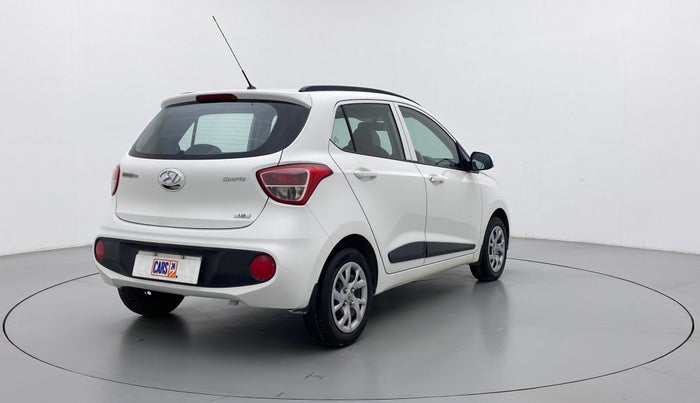 2017 Hyundai Grand i10 Sportz(O) 1.2 MT, Petrol, Manual, 35,500 km, Right Back Diagonal